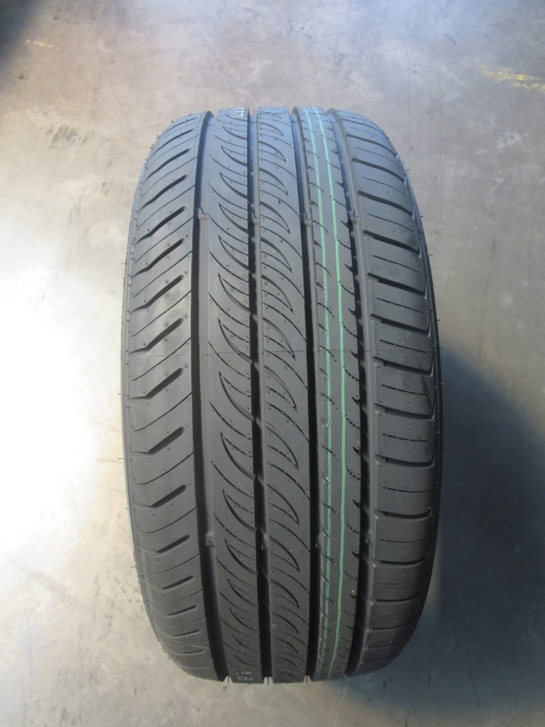 *HILO All Season 235/40R18 Plus